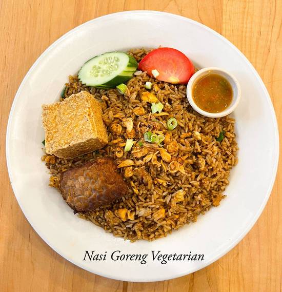 Nasi Goreng Vegetarian / Vegetarian Fried Rice