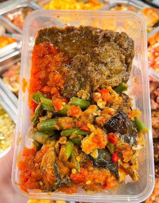 Nasi Rendang Sapi + Sambal Terong Buncis (2 Choices)