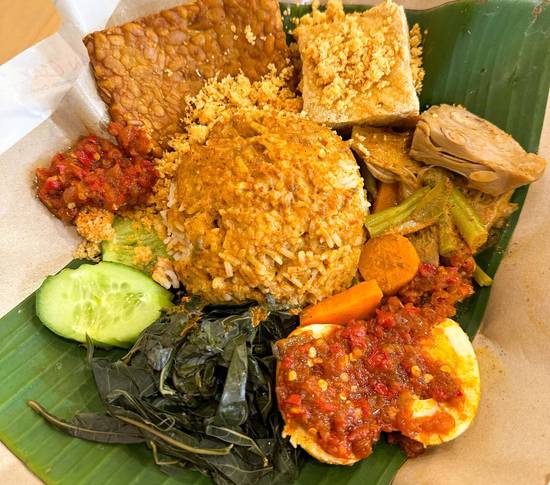 Nasi Kapau Tofu Tempeh Goreng
