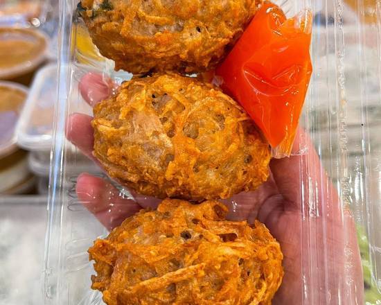 Talas Goreng / Uyen / Fried Taro Fritters