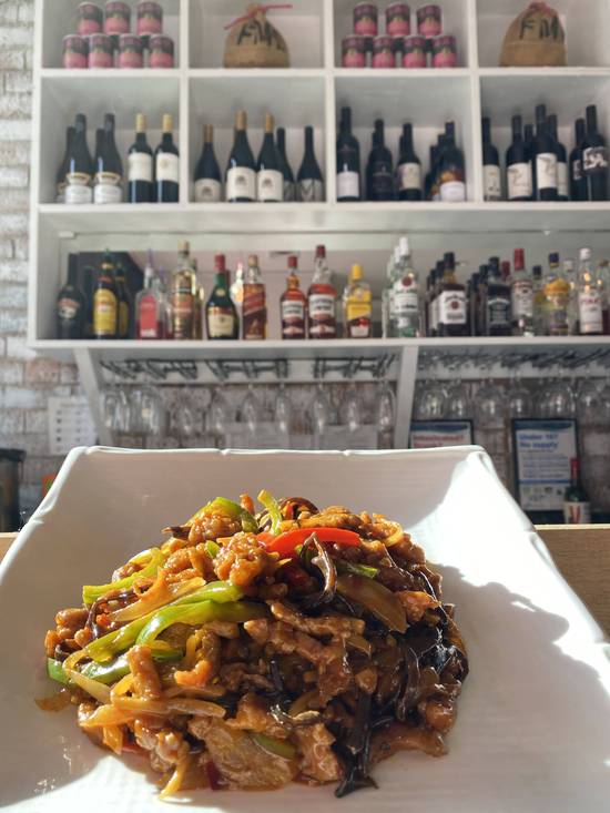 Stir Fried Shredded Pork in Szechuan Sauce