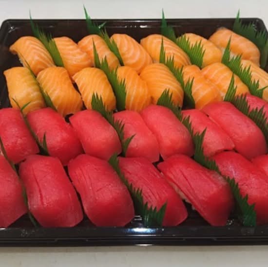 Salmon & Tuna Nigiri Platter (30pcs)
