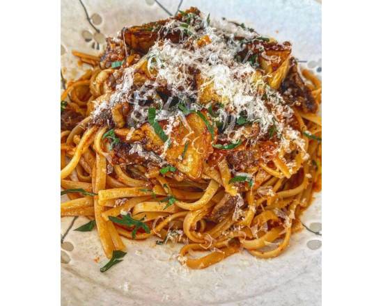 Eggplant and sliced beef linguine