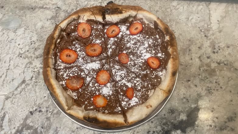Nutella Pizza