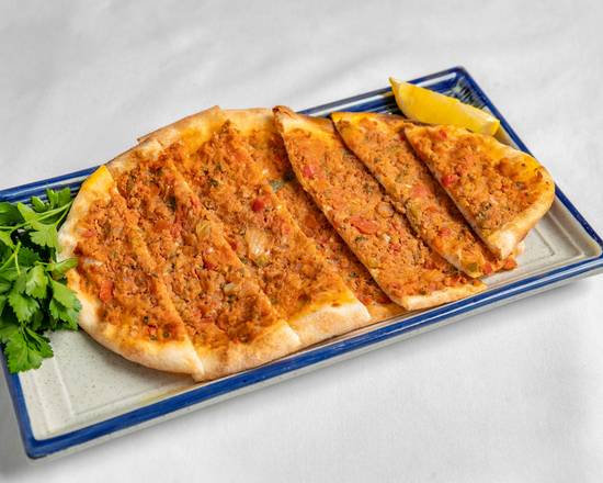 Lahmacun Pizza