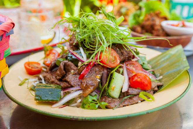 Grilled Beef Salad Meal Deal
