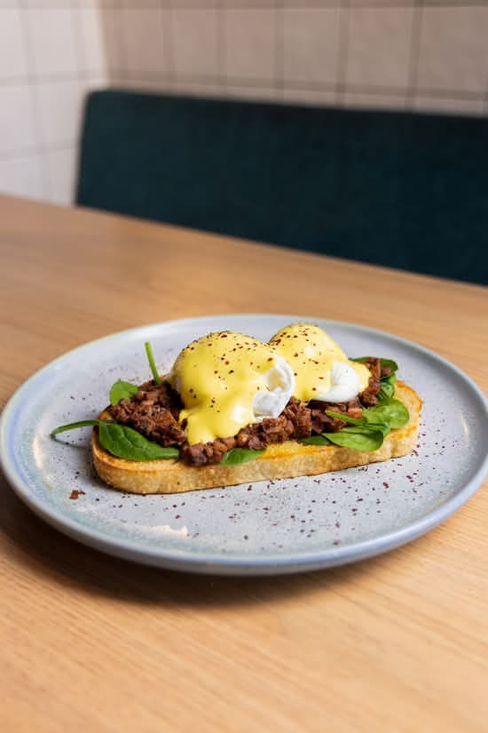 Eggs Benedict