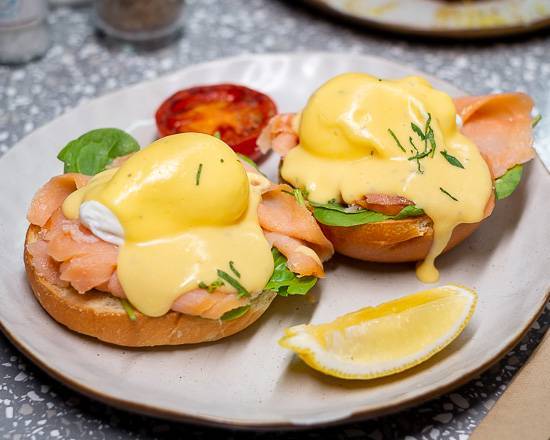 Eggs Benedict
