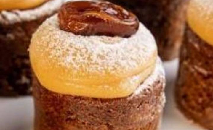 Sticky Date Pudding