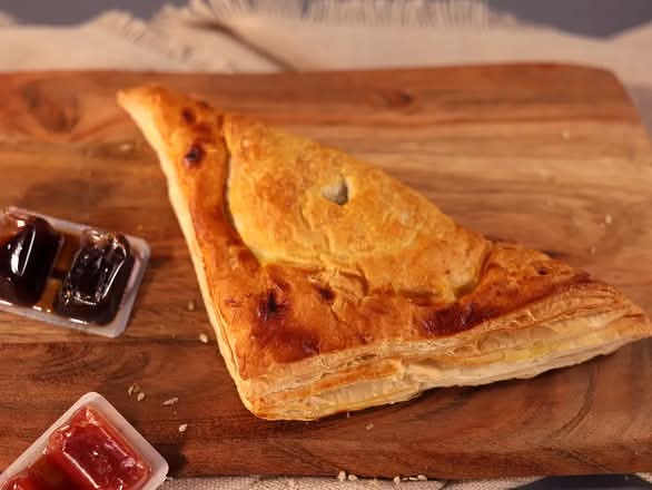 Spinach Feta Triangle Pastry