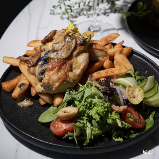 Creamy Mushroom Chicken