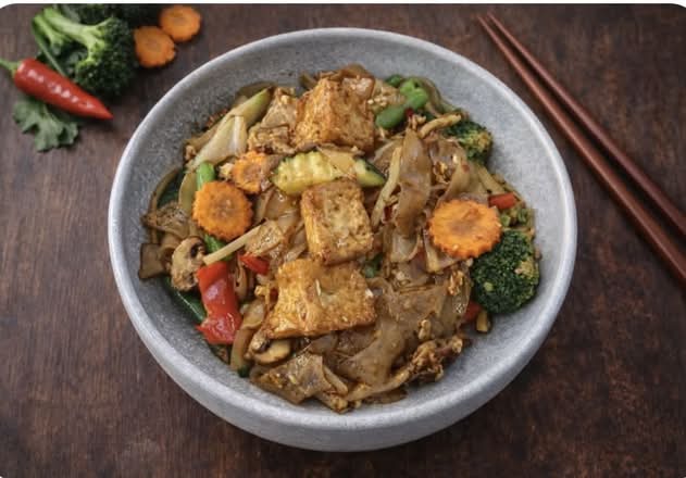 Pad Kee Mao Noodles