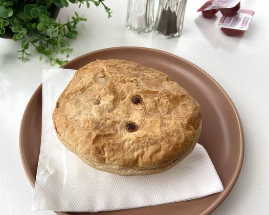 Chunky Beef Cheese Pie