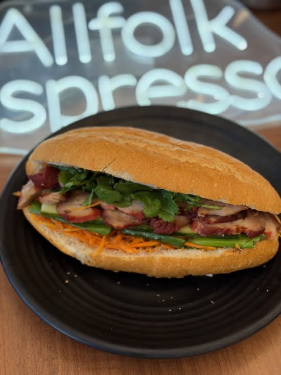 BBQ Pork Banh mi