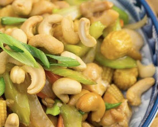 Chicken w Cashew Nuts