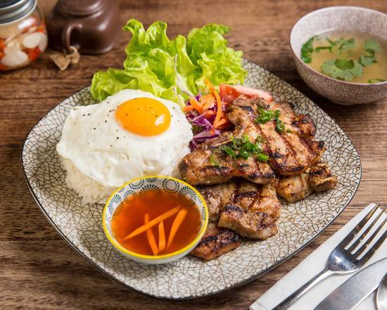 Grilled Pork Chop & Fried Egg with Rice Cơm Sườn Nướng & Trứng