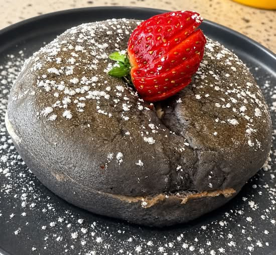Blueberry Bagel w Cream Cheese