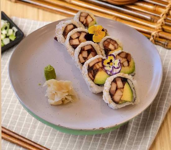 Teriyaki Chicken Avocado Large Roll