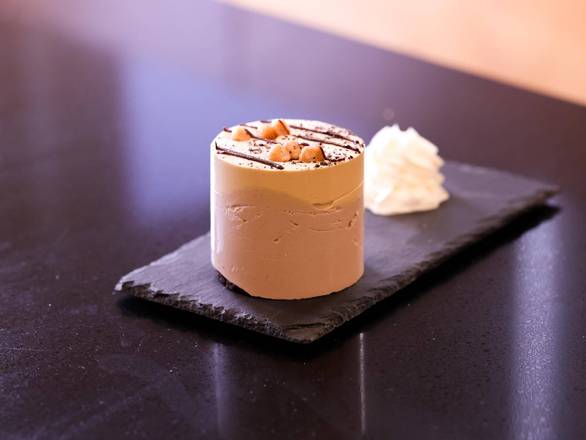Caramel Chocolate Cake