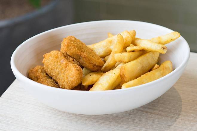 Chicken Nuggets and Chips