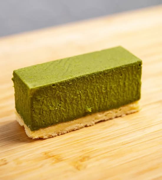 Matcha Cheese Cake (Gluten Free)