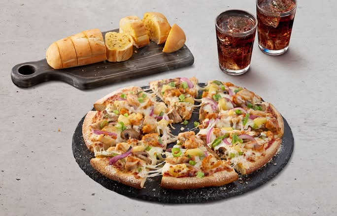 Single Feast Bundle  (1 Large Pizza + 2 Sides)