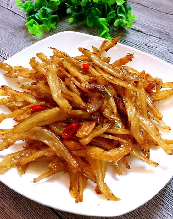 Salt and Pepper Deep Fried Whitebaits