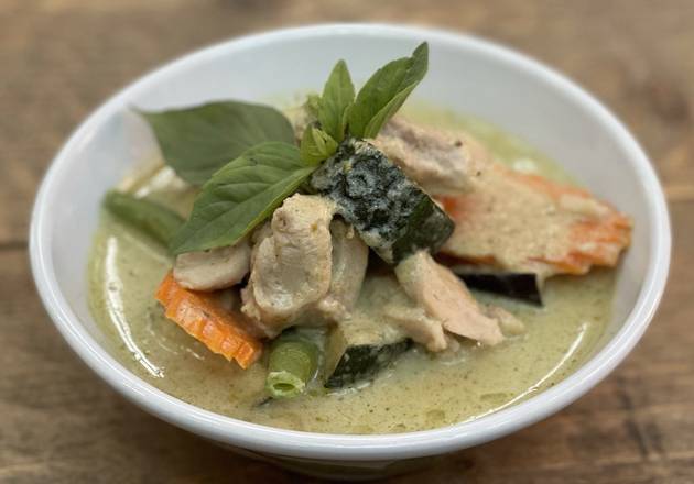Chicken Green Curry with Rice
