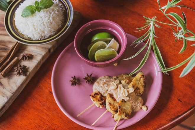 Satay Chicken Sticks (GF)