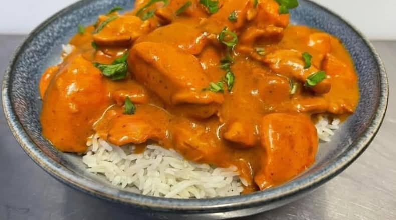 Butter Chicken (ready at 12pm)LARGE