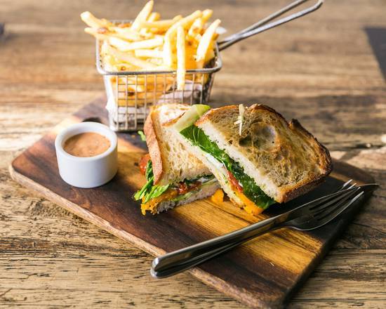 Goat Cheese Sandwiches (V)