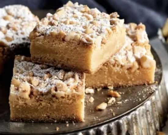 White Chocolate & Macadamia Brownie