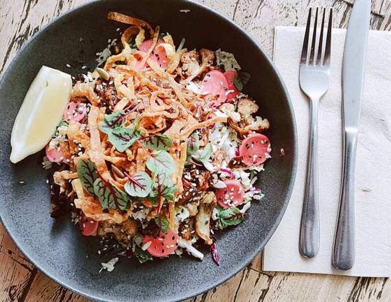 Soft Pulled Pork Salad