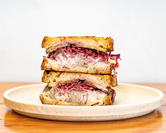 Slow Cooked Beef Sandwich
