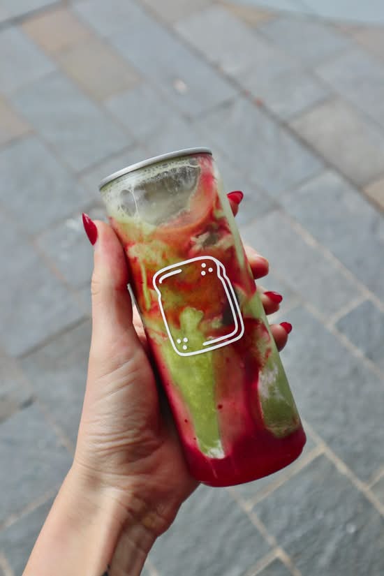 ICED STRAWBERRY MATCHA