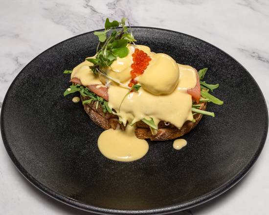 Salmon Benedict