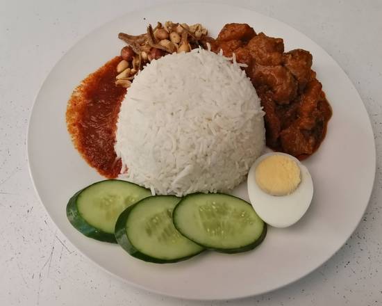 Nasi Lemak with Curry Chicken