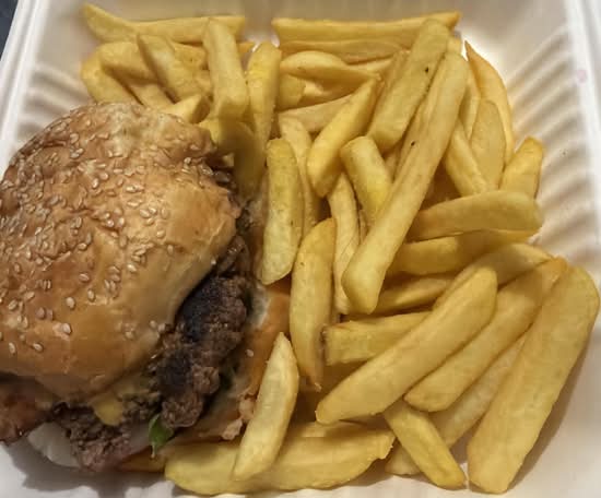 Steak Burger with Chips