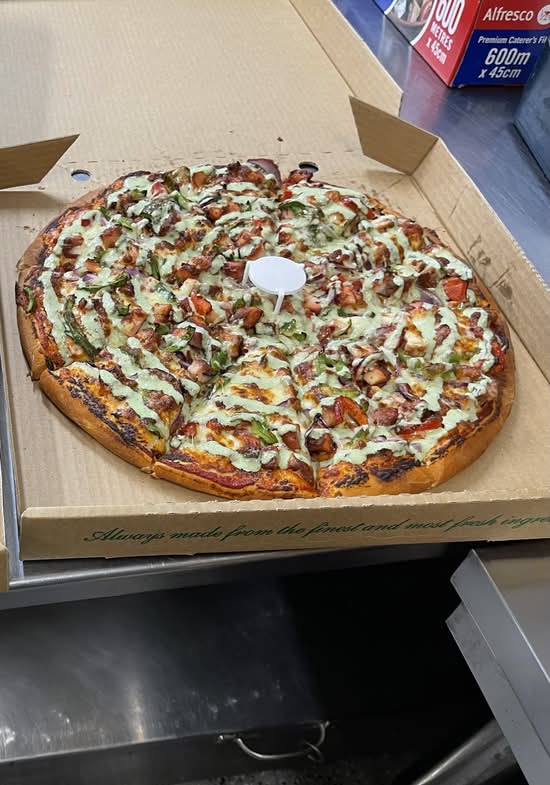Tandoori Chicken Pizza