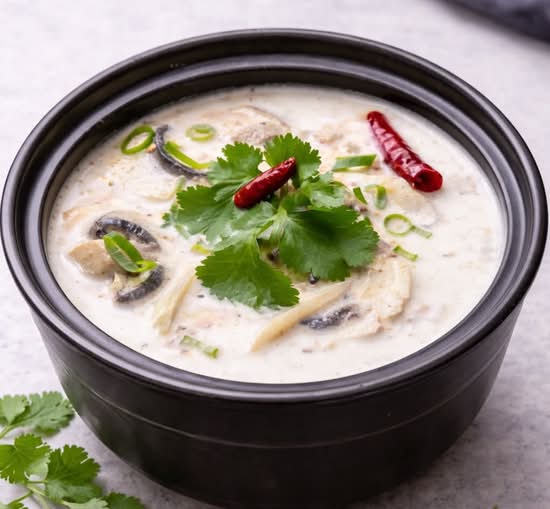 Tom Kha