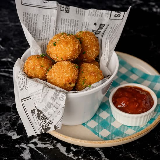 MAC N CHEESE BOMBS