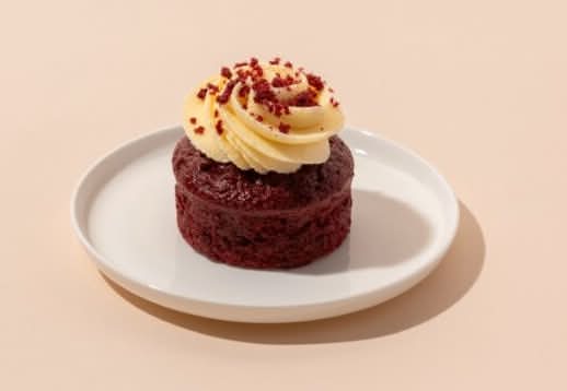 Red Velvet GF round cake
