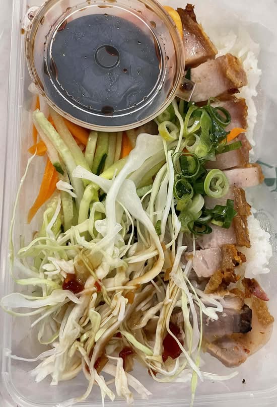 Crackling Roast Pork Belly Rice