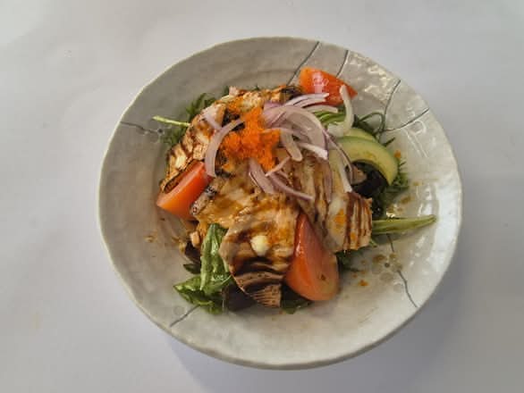 Grilled Salmon Salad