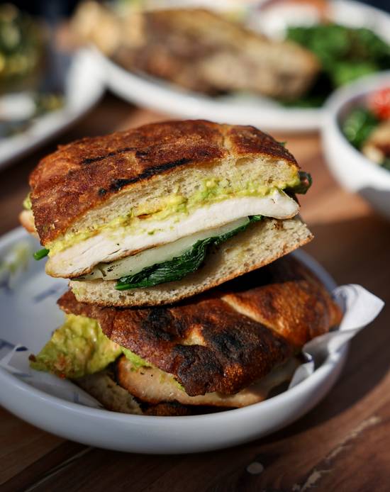 spicy chicken sando