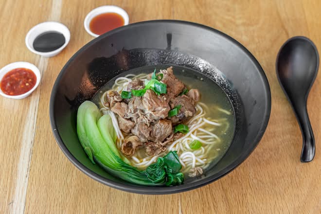 Taiwan Style Spiced Beef Brisket Noodle
