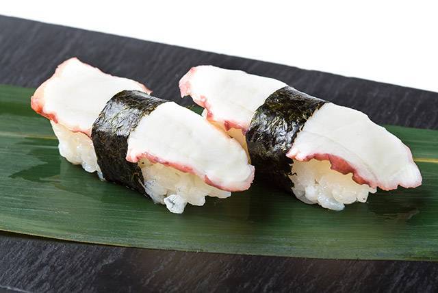 Tako (octopus) nigiri (2pcs)