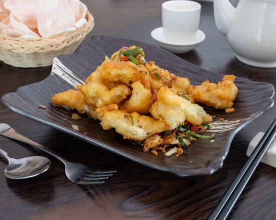Salt and Pepper Fried Calamari (E)