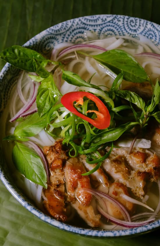 Grilled Chicken Pho
