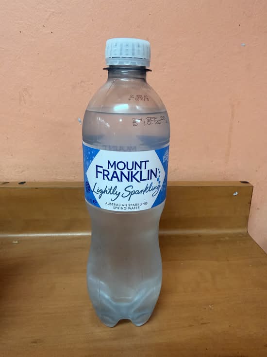 Mount Franklin lightly sparkling